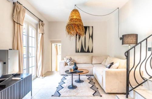 Guerrevieille Villa | La Villa les lauriers, 150 m de la mer, Grimaud, golfe de St Tropez