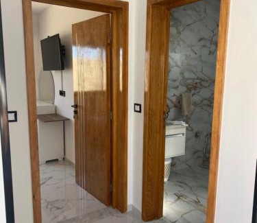 Arkou House | La Villa Margautin