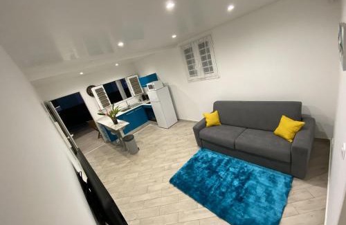 Ducos Apartment | La Villa Navidad