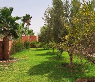 Issen House | La Villa Olive