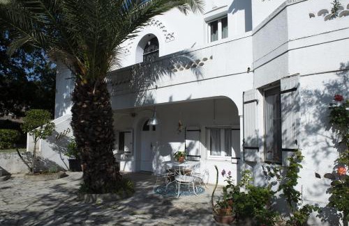 Bedarrides House | La Villa Plaisance - maison et Chambres d hôtes à proximité de Châteaneuf-du-Pape
