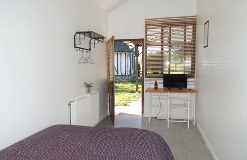 Neuville-sur-Touques Bed & Breakfast | La Villa Qui a du Chien