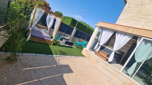 Gard Rhodanien Apartment | La Villa Romane
