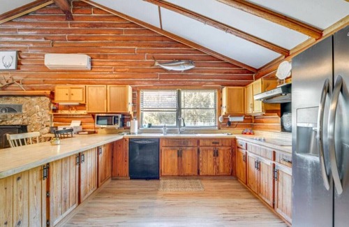 High Springs House | La Villa Verde | Near Ginnie Springs w/Pool