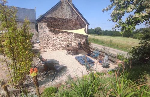 Corseul House | La Ville Es Riez Gite au pressoir