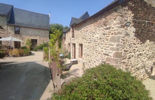 Corseul House | La Ville Es Riez Gite au pressoir