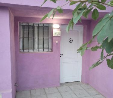 San Pedro House | "La Violeta" casa con jardín y cochera, San Pedro