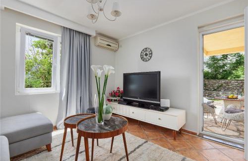 Ljuta Apartment | La Vista Apartment Ljuta