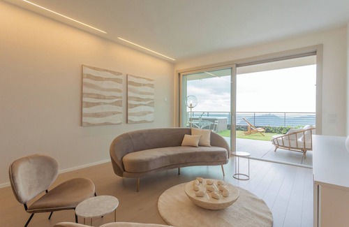 Como Apartment | La Vista Bonita - One Bedroom Apartment, Sleeps 2