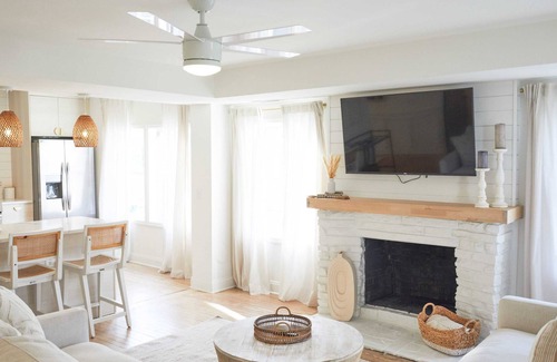 South End Apartment | La Vista by Casa Del Sol