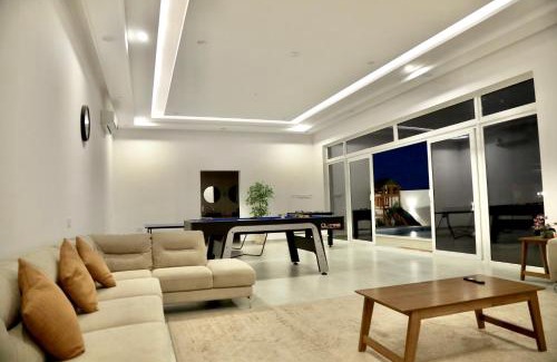 Musannah House | La Vista Chalet