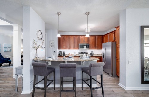 Florida Central Atlantic Coast Condo | La Vista Lakeview Deluxe Condo by RedAwning