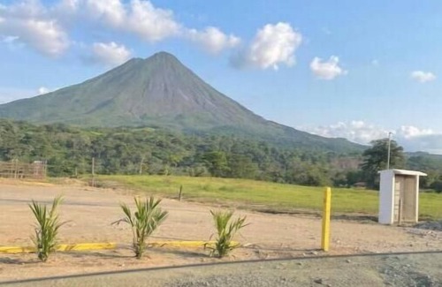 Sabalito House | La Vista! View of Arenal volcano & lake - Pool - Air conditioning - Great WiFi