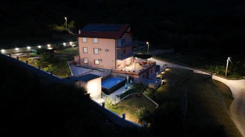 Sasovici House | La Vita Bella