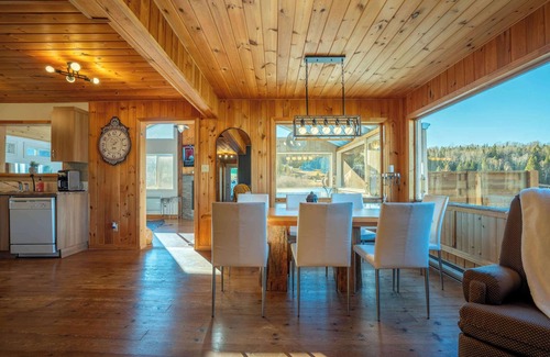 Saint Zenon Ski Chalet | La Zenitude - Spa & Lake View
