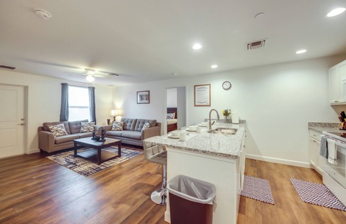 LaBelle Apartment | LaBelle Apartment, Close to Parks!