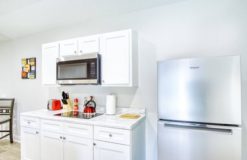 San Jose House | Labor D Getaway! Glam It Up Studio 5m Charming SanMarco~Sleeps 3