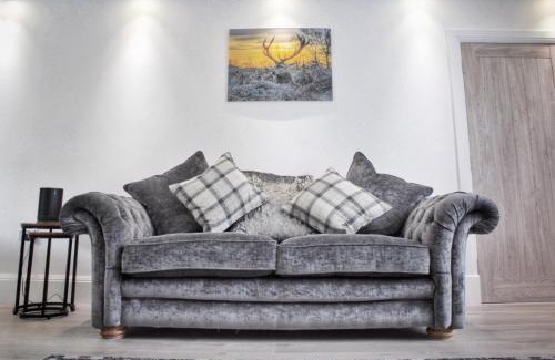 Killin Villa | Laburnam Villa - Luxury 4 bedroom accommodation in the heart of Killin