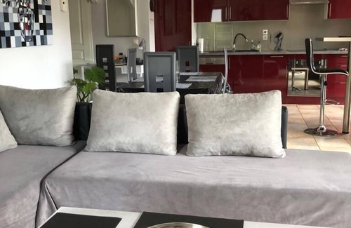 Talloires-Montmin Apartment | LAC ANNECY TALLOIRES T3 classified 3* on private garden of 300 M2 at 1600 m from the Lake