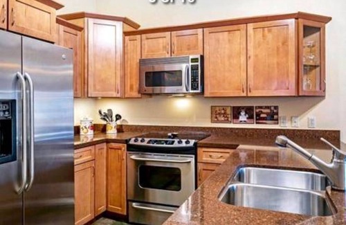 Avon Condo | Lac d’Avon Chalet/HOTTUB/FREE SKI SHUTTLE BC&VAIL
