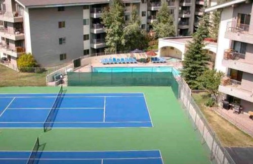 Avon Condo | Lac d’Avon Chalet/HOTTUB/FREE SKI SHUTTLE BC&VAIL