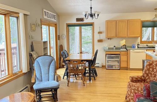 Mohawk House | Lac La Belle lakefront, Bohemia view