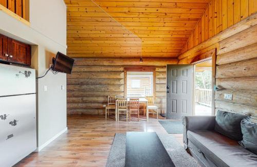 Lac Le Jeune House | Lac Le Jeune at Cabin 29 and 30