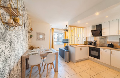 Ambilly Apartment | Lac Montagne, garage, Tram Genève