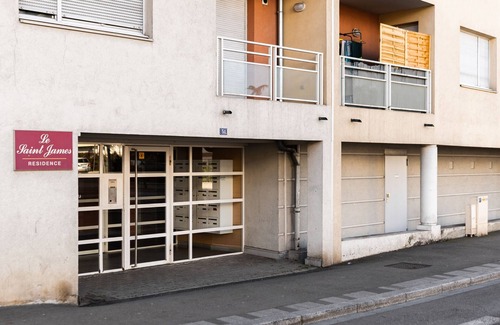 Ambilly Apartment | Lac Montagne, garage, Tram Genève