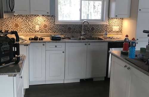 Central Alberta Cabin | Lac Ste. Anne - Cozy All season cabin 100 meters from the lake!