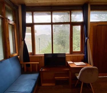 Shimla House | Lacasa Luxury Stays