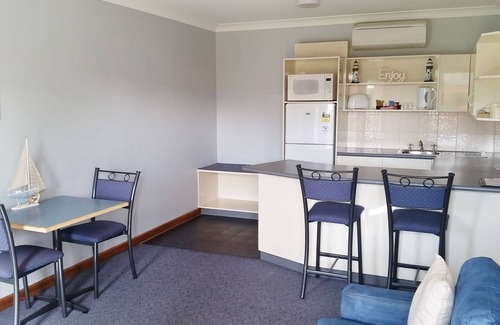 Lacepede Hotel | Lacepede Bay Motel
