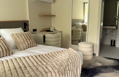 Contrexeville Hotel | LaCorniche