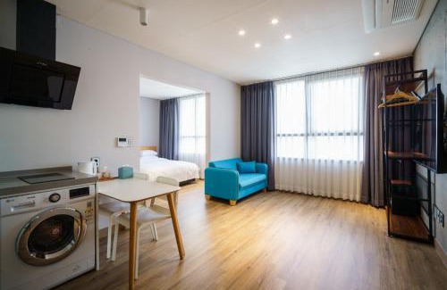 Sangbong-dong Hotel | LACOZi STAY , Seoul