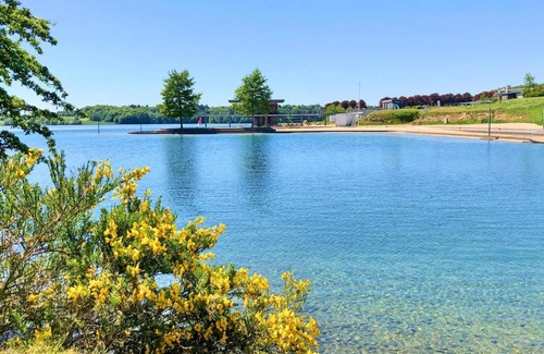 Froidchapelle Apartment | Lacs de l'eau d'heure Amiral 24