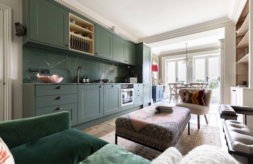 Colville Apartment | Ladbroke Gardens VII by onefinestay