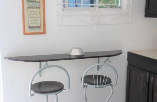 Kingstown Apartment | LADVILLE Apartment near Kingstown #2