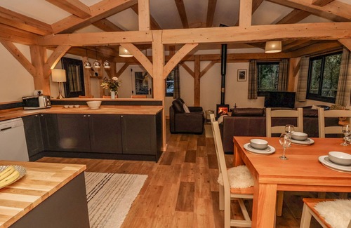 Ruthin Cottage | LADY BAGOTS CABIN, pet friendly, character holiday cottage in Ruthin