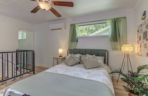 East Cesar Chavez House | Lady Bird Sanctuary – A Chic Stay in an Unbeatable Austin Location!