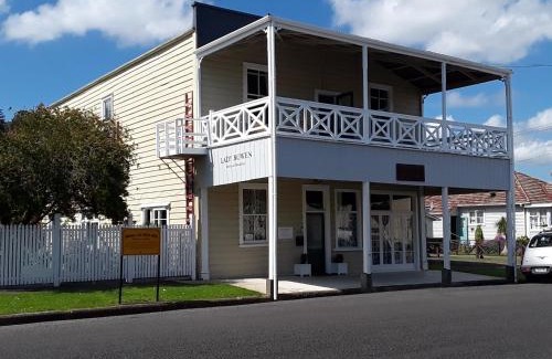 Thames Bed & Breakfast | Lady Bowen Bed & Breakfast