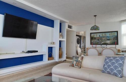 Isla Verde Apartment | Lady from Spain