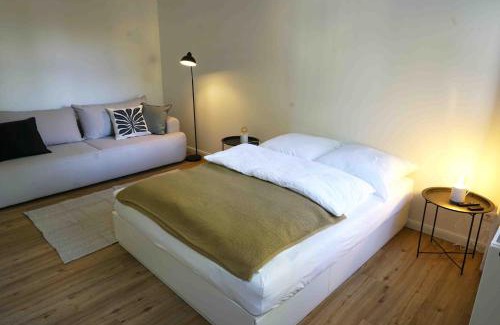 Coburg Apartment | Lady Milavie apartments