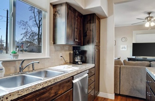 Fruita House | Ladybug III: Fire Pit, Bikes & King Suite Retreat