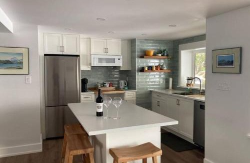 Ladysmith House | Ladysmith Harbour View House