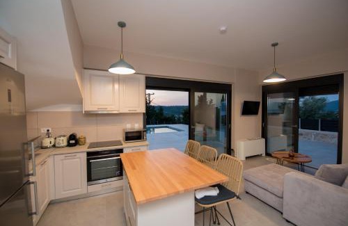 Lygia Villa | Laertis Villa
