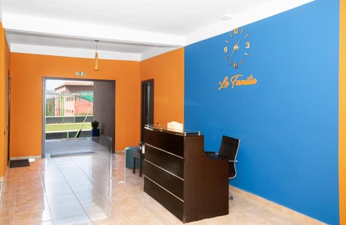 Ouahat Sidi Brahim Apartment | lafamilia