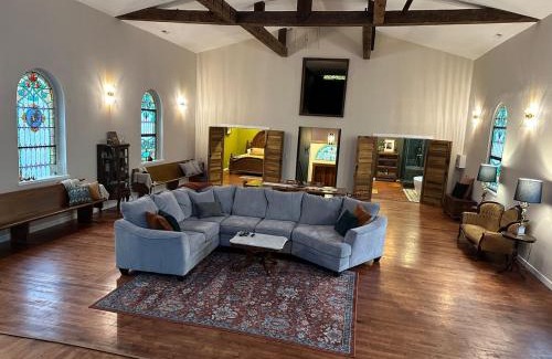 Lafayette House | Lafayette's Oldest Church