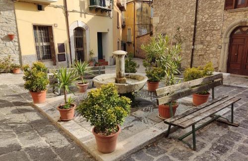 Isernia House | LaFuntanella45 Casa Vacanze