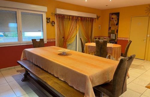 Neuville-de-Poitou House | lagalerne