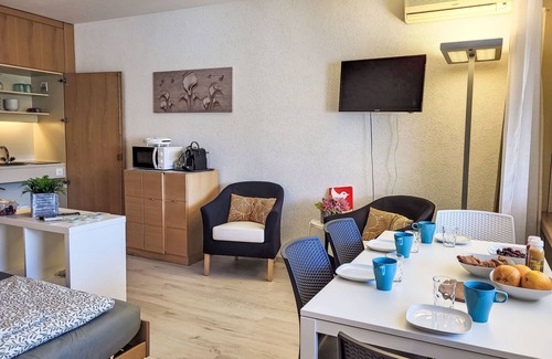 Bissone Apartment | Lago di Lugano Relax Apt.604 by Interhome